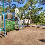 2 Bedroom Cozy In