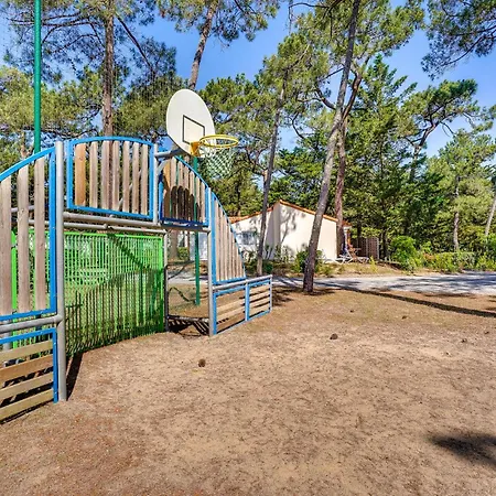 2 Bedroom Cozy In